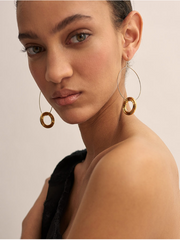 MALAIKARAISS Vergoldete hoop-Ohrringe mit eingehängten Ringen, für Damen, made in Germany, fair